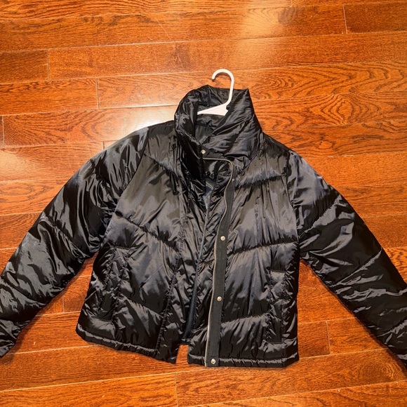 Abercrombie & Fitch Jackets & Blazers - Abercrombie & Fitch Black Puffer Jacket
